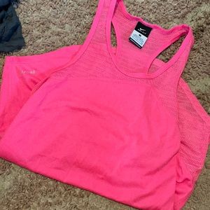 Women’s Tank Tops